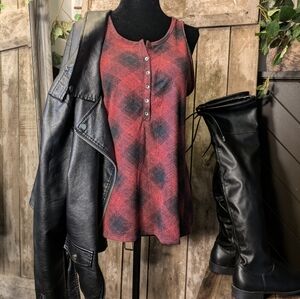Soft tank top.  M